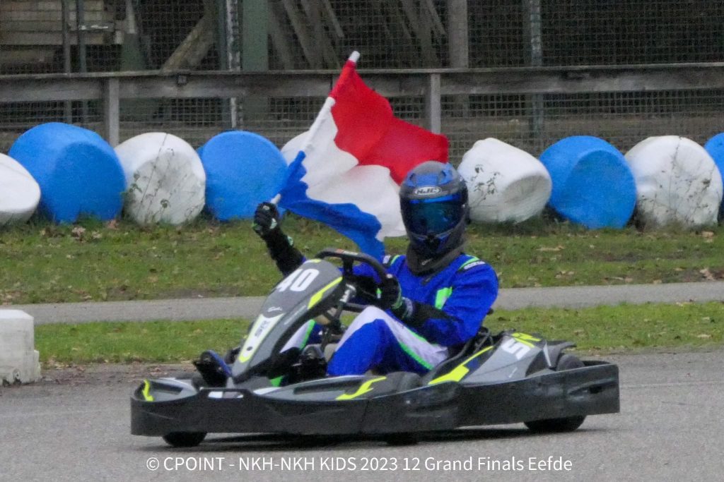 Nederlandse vlag NKH Kids midden gewicht kampioen 2023